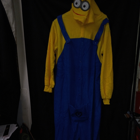 Minions onesie costume footsie bodysuit jumpsuit pajamas - Picture 2 of 6